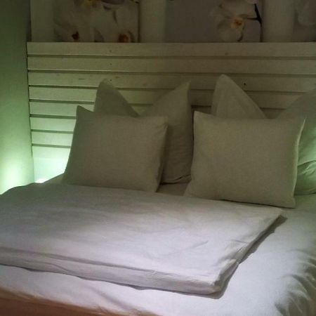 Am Loewenpark Apartment Мелк Екстериор снимка